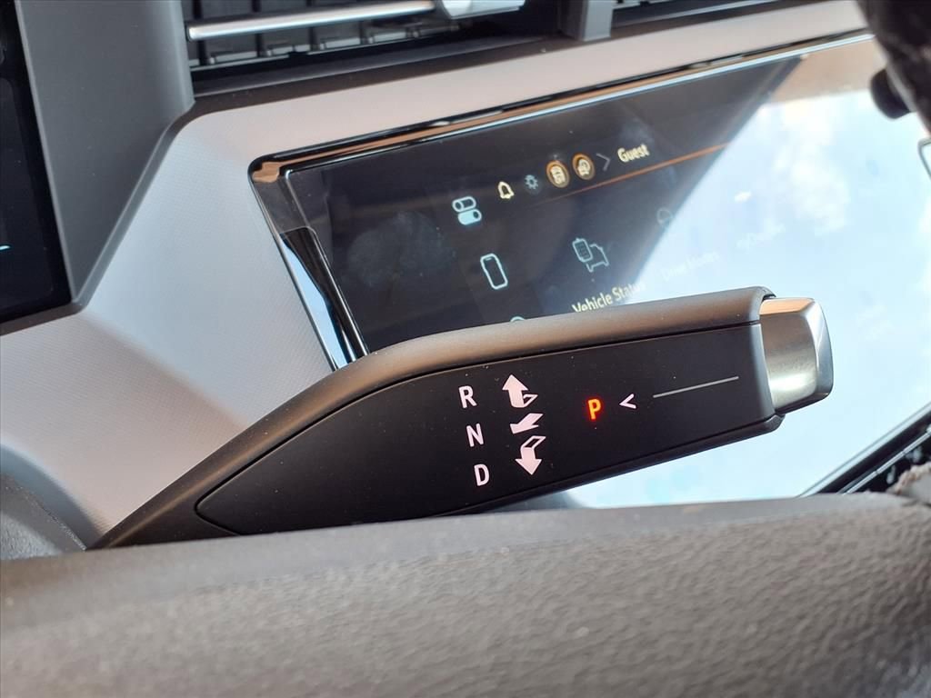 New 2027 Chevrolet Bolt RS w/ Technology Package image 17