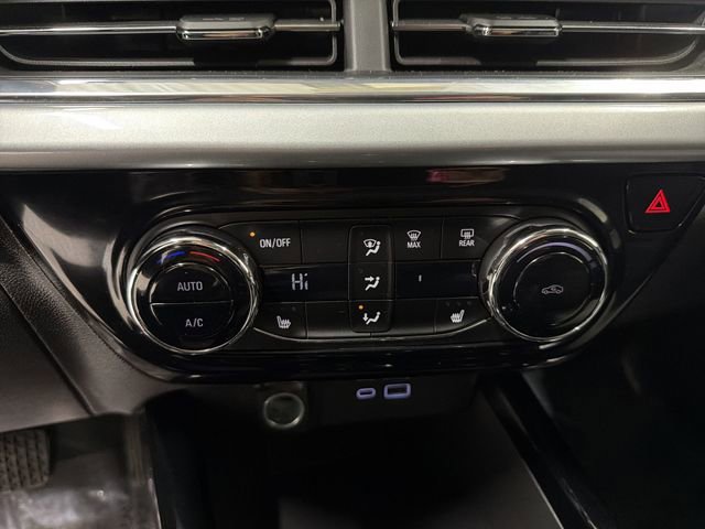 Certified 2025 Chevrolet Trax LT w/ LT Convenience Package image 27