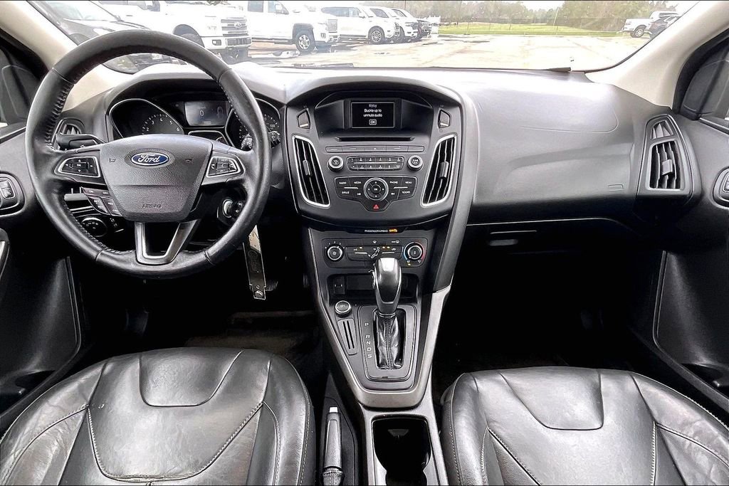 Used 2016 Ford Focus SE w/ Equipment Group 201A image 7
