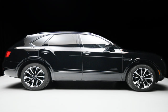 Used 2019 Bentley Bentayga AWD/4WD image 2