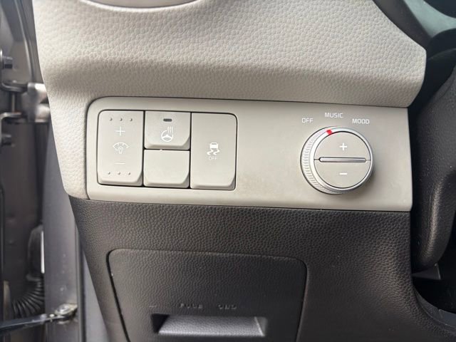 Used 2016 Kia Soul + w/ Primo Package image 25