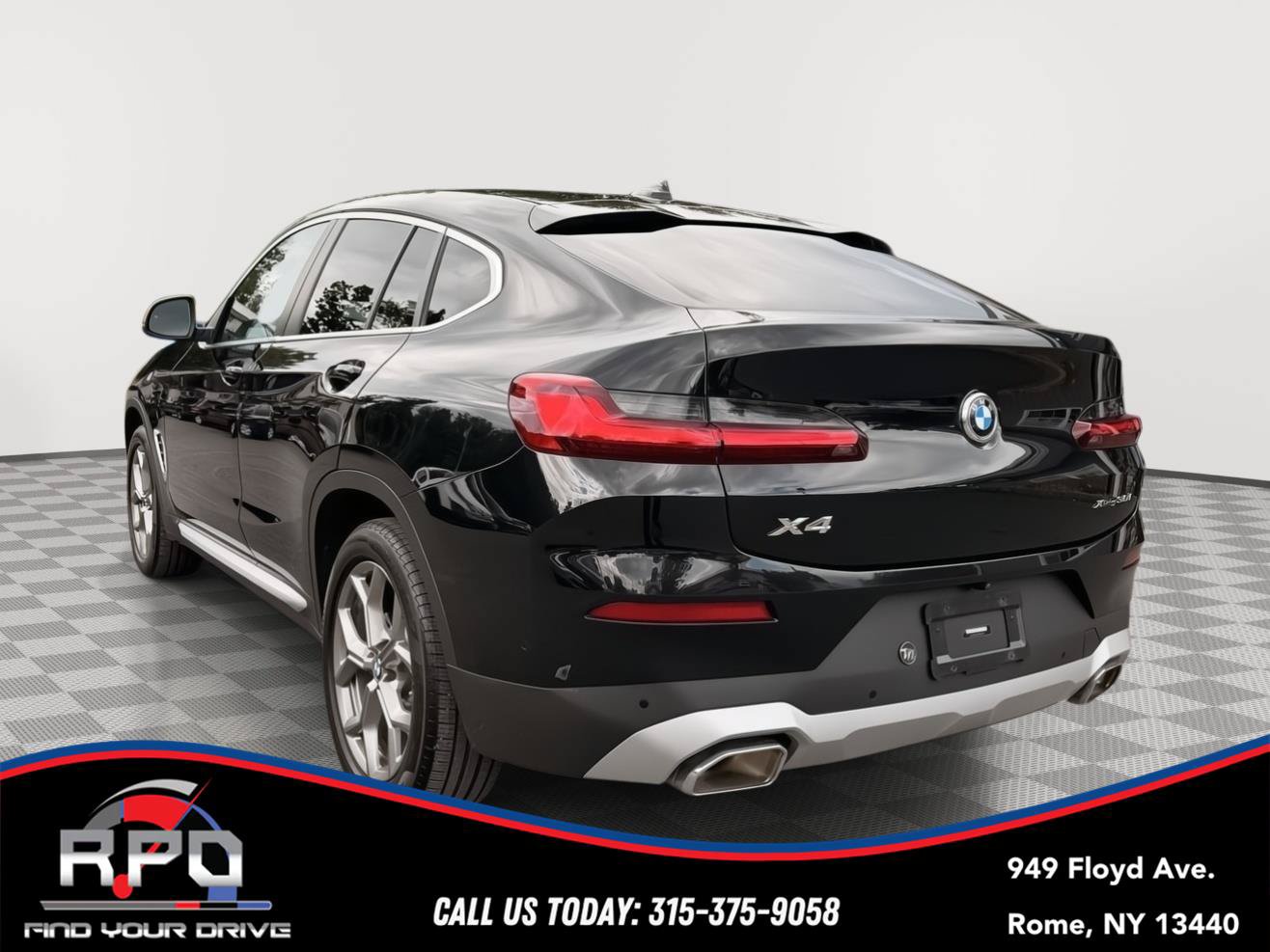 Used 2023 BMW X4 xDrive30i w/ Premium Package AWD/4WD image 3