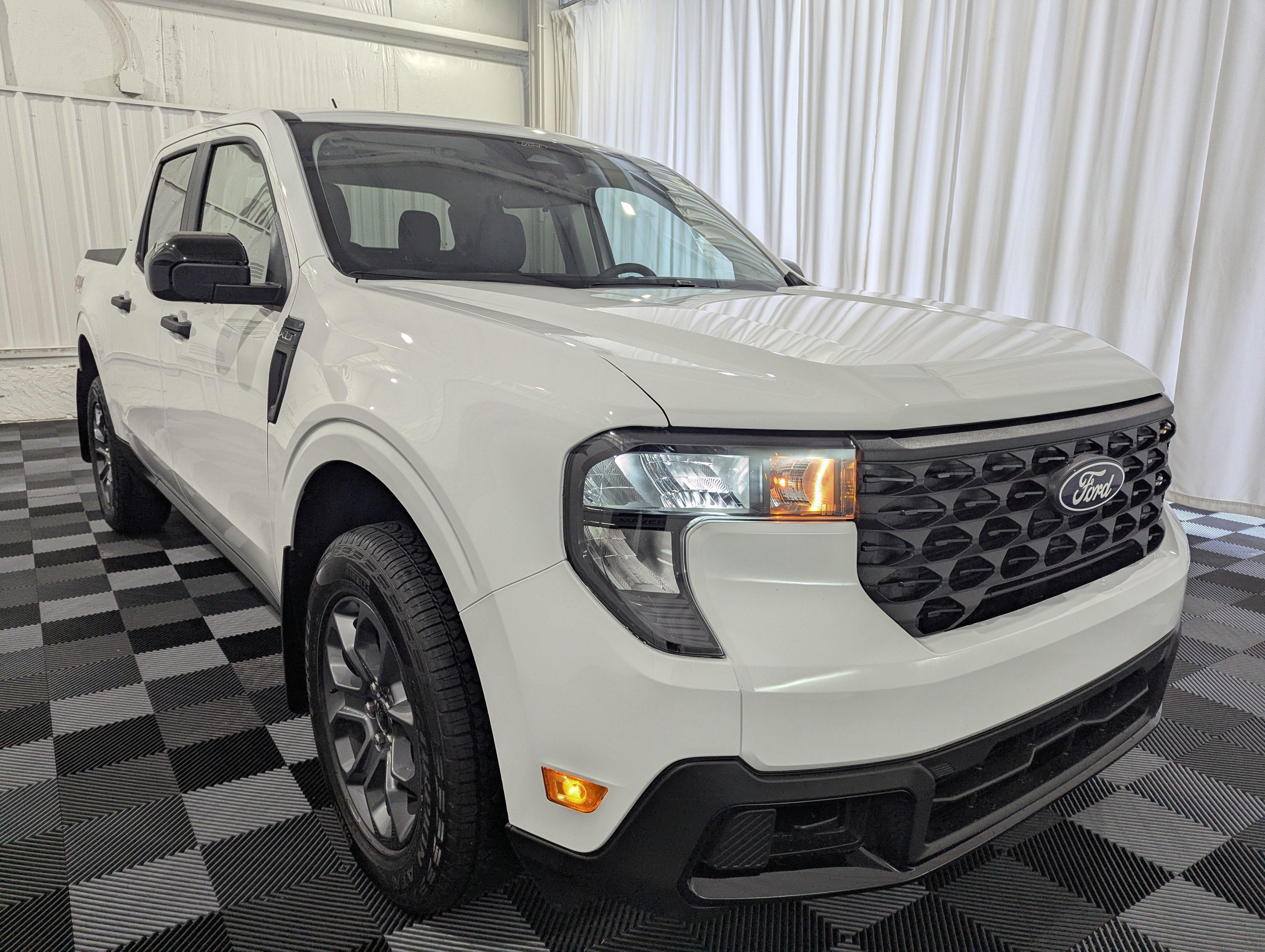 Used 2026 Ford Maverick XLT w/ XLT Luxury Package AWD/4WD image 5