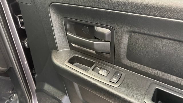Used 2017 RAM 1500 ST w/ SXT Appearance Group AWD/4WD image 22