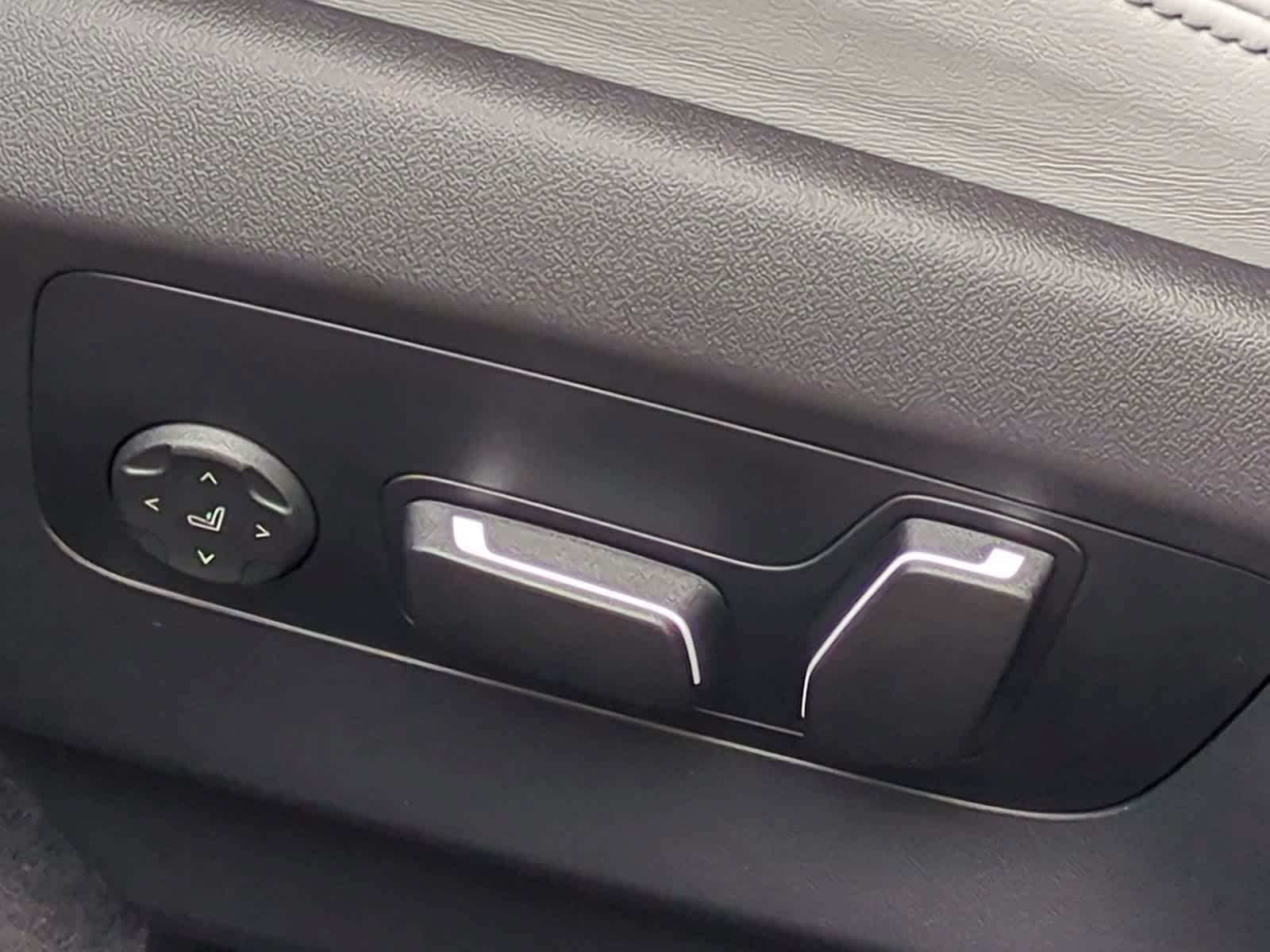 New 2027 BMW M5 Touring AWD/4WD image 17