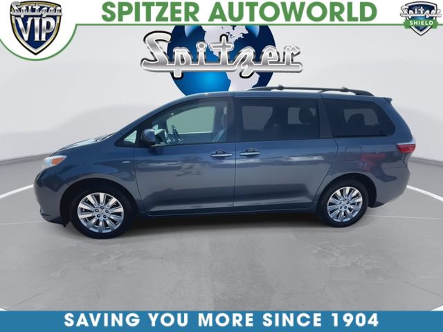 Used 2017 Toyota Sienna XLE AWD/4WD image 5