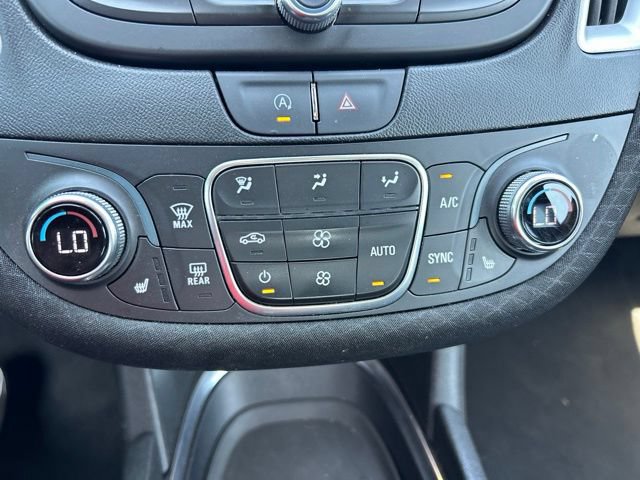 Used 2024 Chevrolet Malibu LT FWD image 14