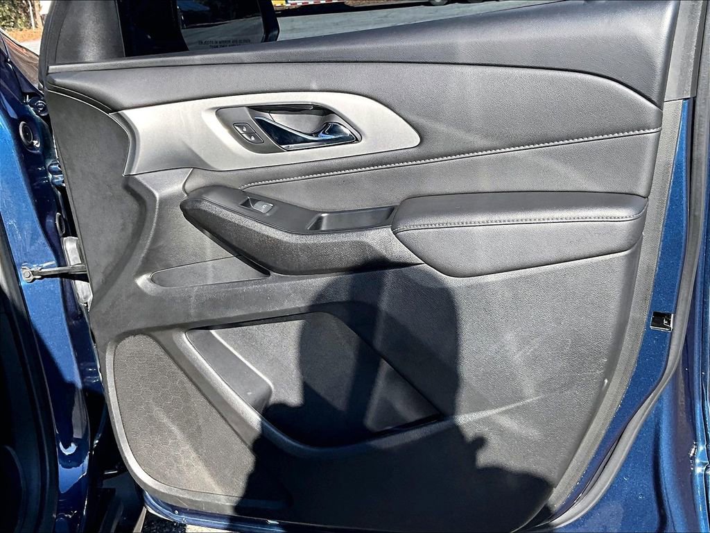 Certified 2022 Chevrolet Traverse LT image 28