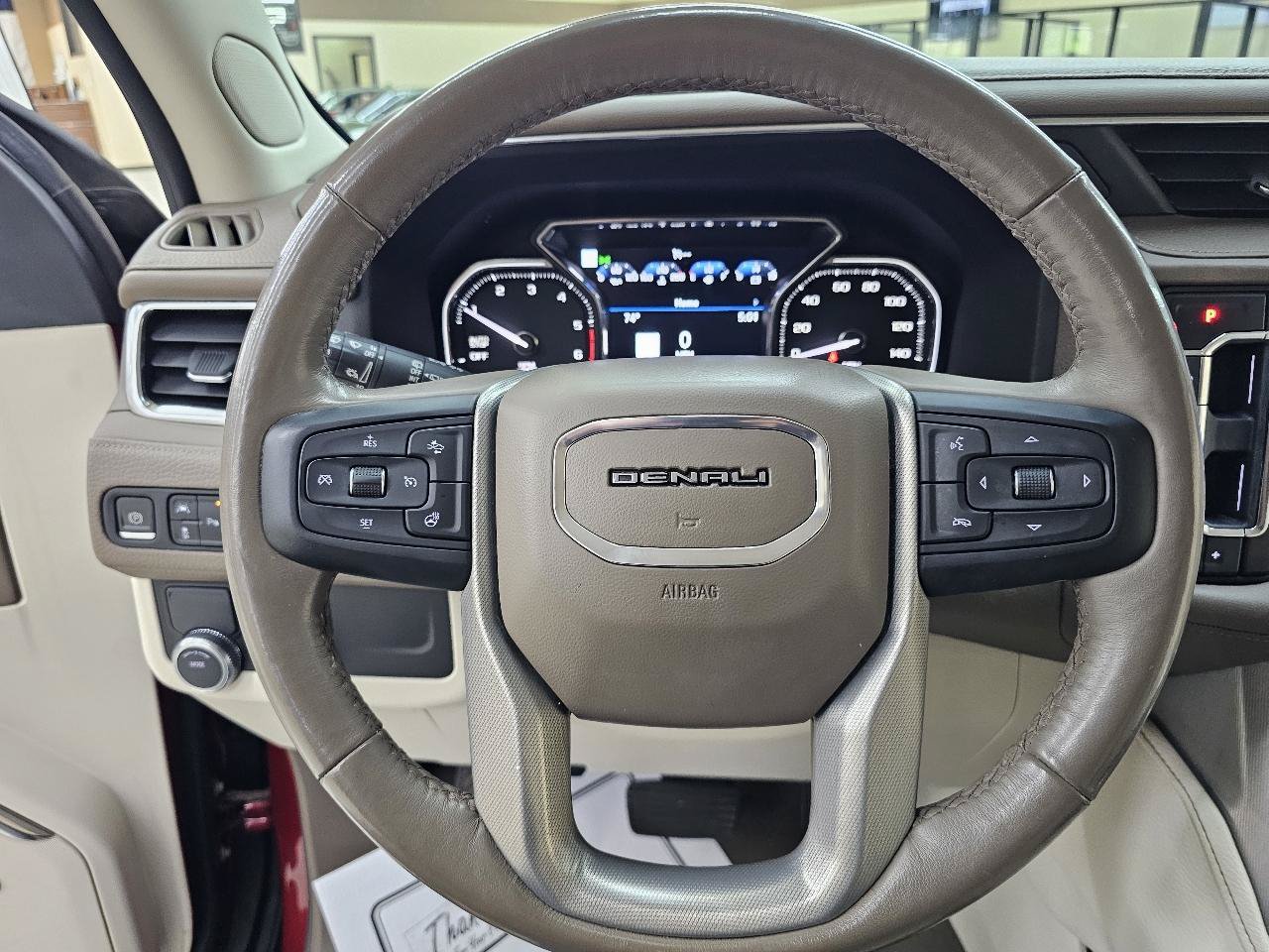 Used 2021 GMC Yukon Denali RWD image 32