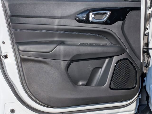 New 2026 Jeep Compass Limited image 13