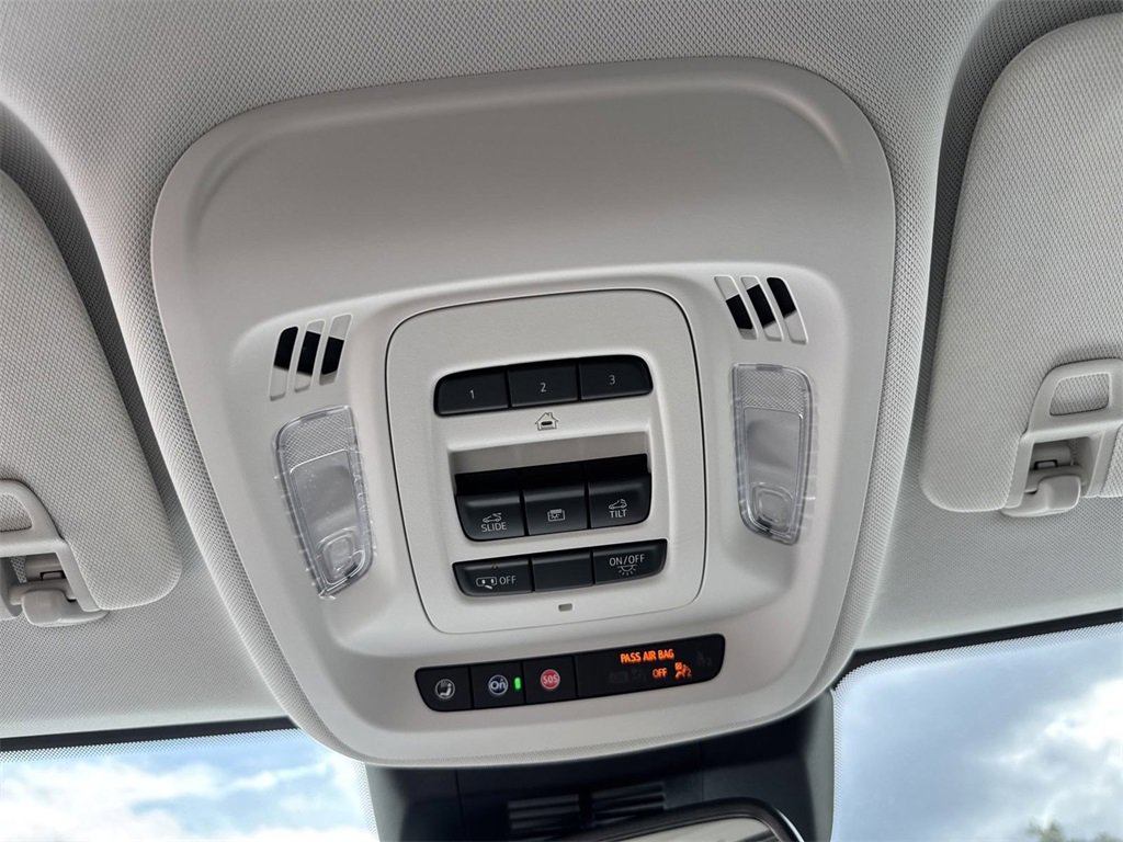 New 2025 Buick Envision Sport Touring image 25