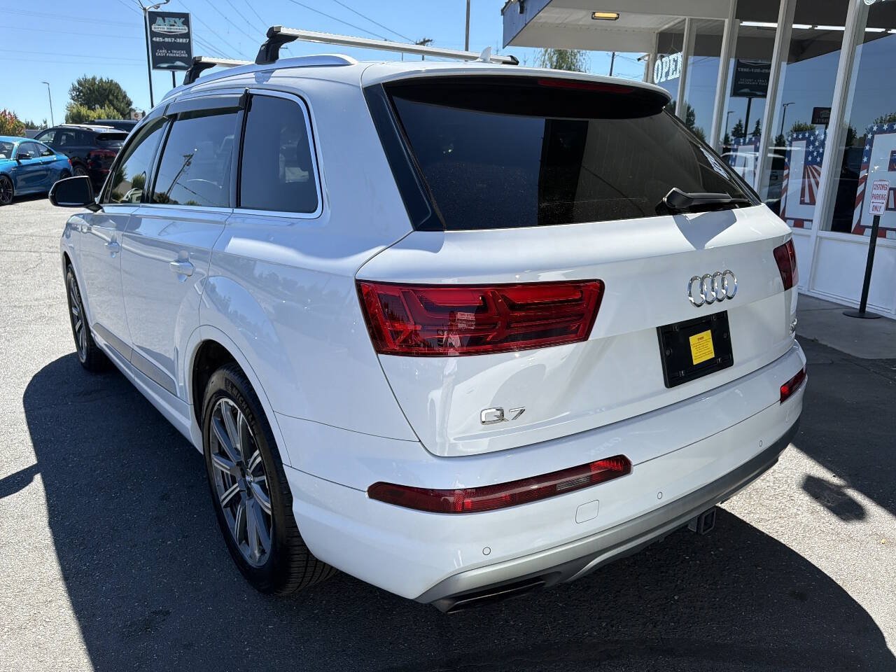 Used 2017 Audi Q7 3.0T Prestige AWD/4WD image 4
