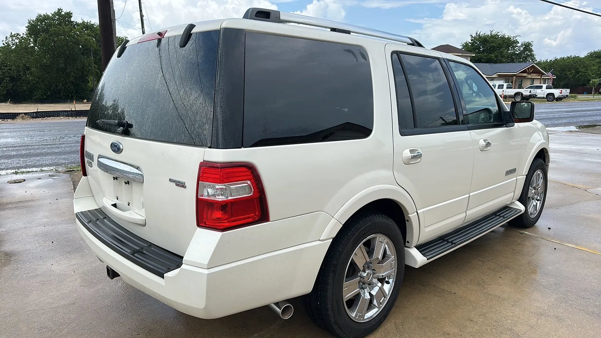 Used 2008 Ford Expedition Limited RWD image 5