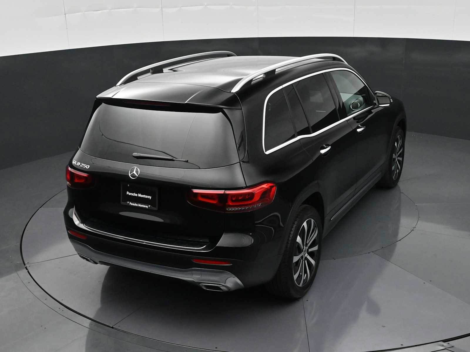 Used 2022 Mercedes-Benz GLB 250 image 31