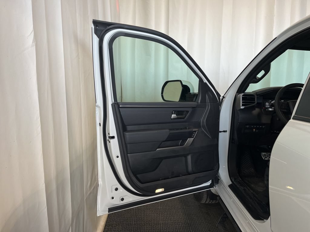 New 2026 Toyota Tundra Limited AWD/4WD image 18