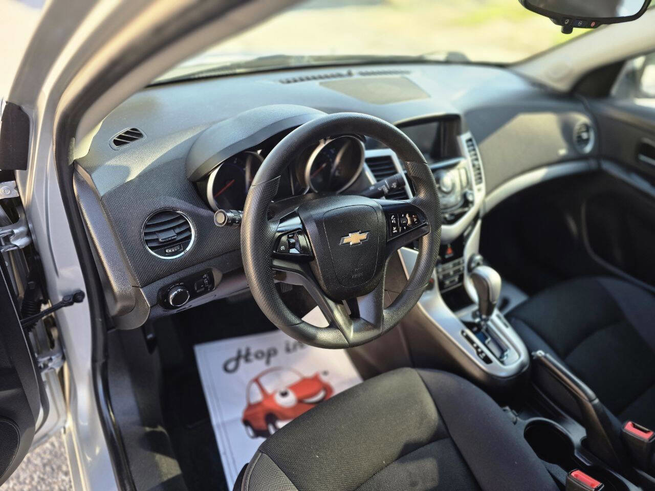 Used 2016 Chevrolet Cruze LT w/ Technology Package image 23