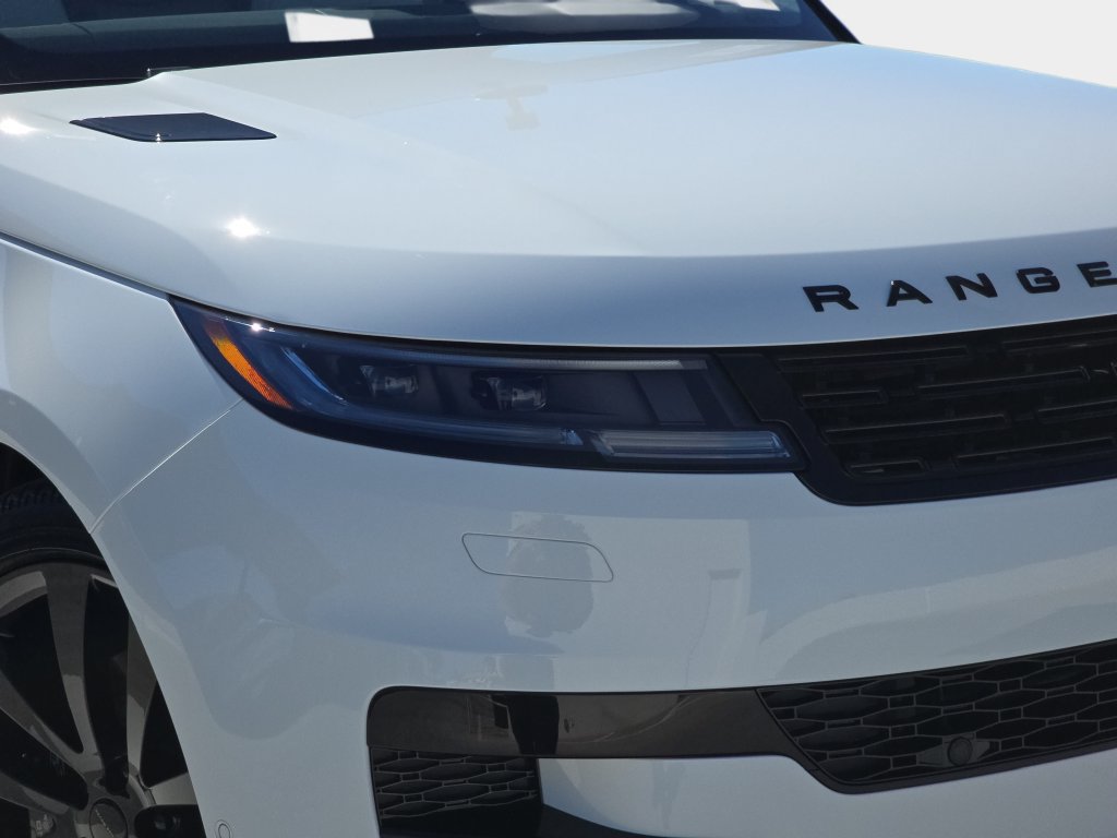 New 2027 Land Rover Range Rover Sport Dynamic SE AWD/4WD image 34