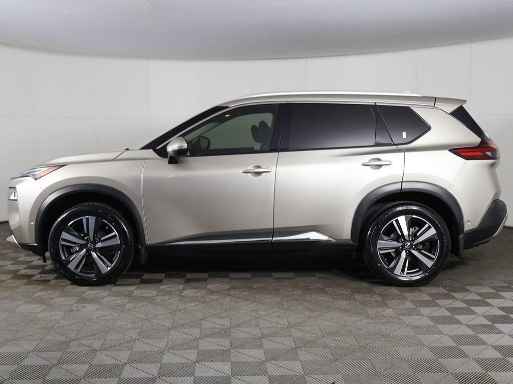Used 2023 Nissan Rogue Platinum image 17