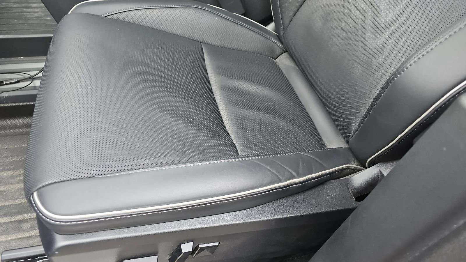 Used 2025 Tesla Cybertruck Cyberbeast image 11