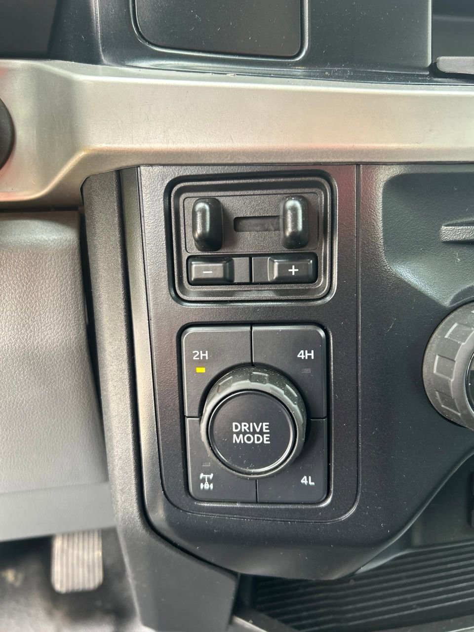Used 2024 Ford F350 XL w/ XL Off-Road Package AWD/4WD image 26