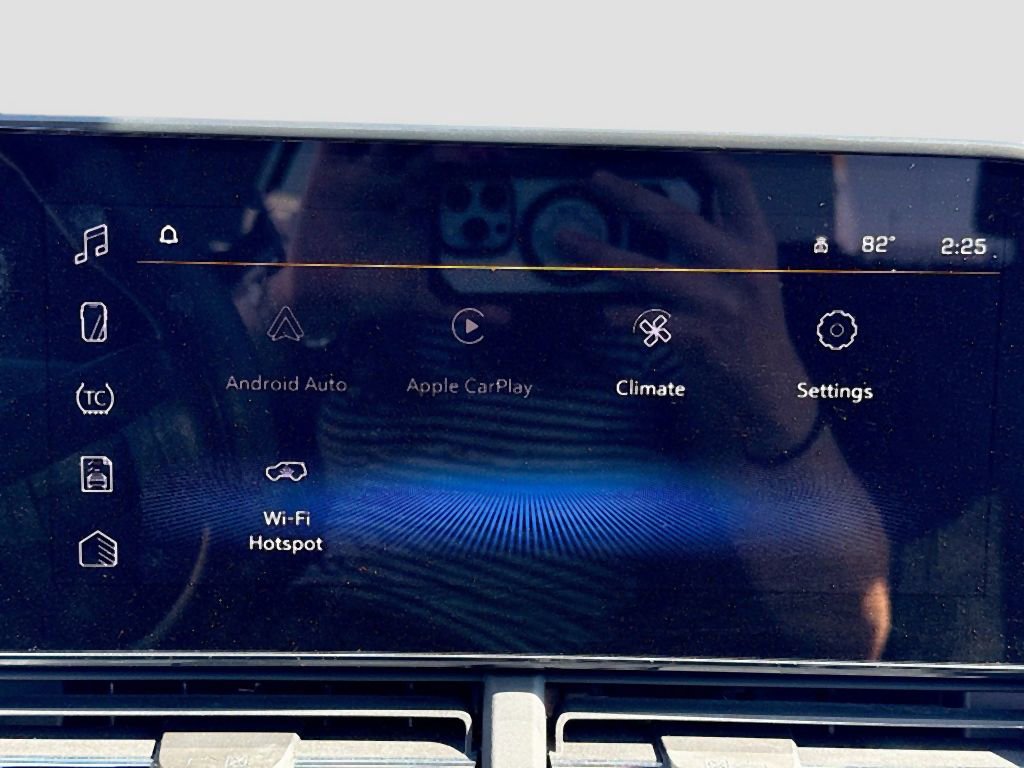 Used 2024 Chevrolet Trax LT image 28