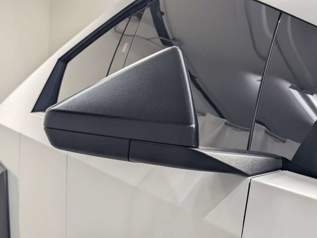 Used 2025 Tesla Cybertruck AWD Crew Cab image 29