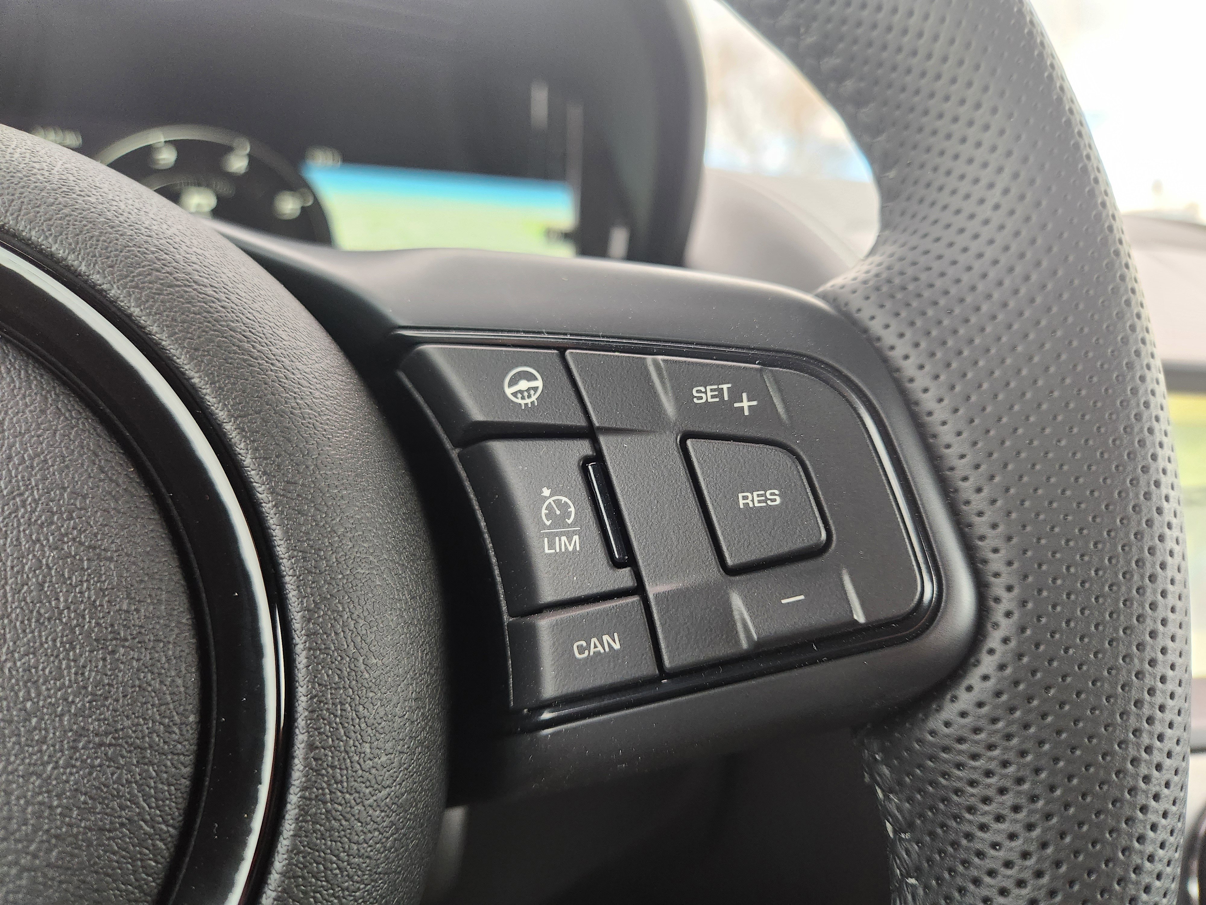 New 2024 Jaguar F-TYPE R image 31