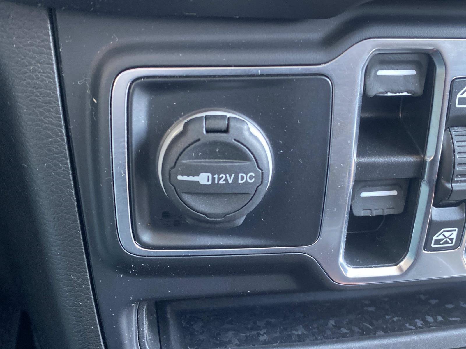 Used 2022 Jeep Gladiator Sport AWD/4WD image 28