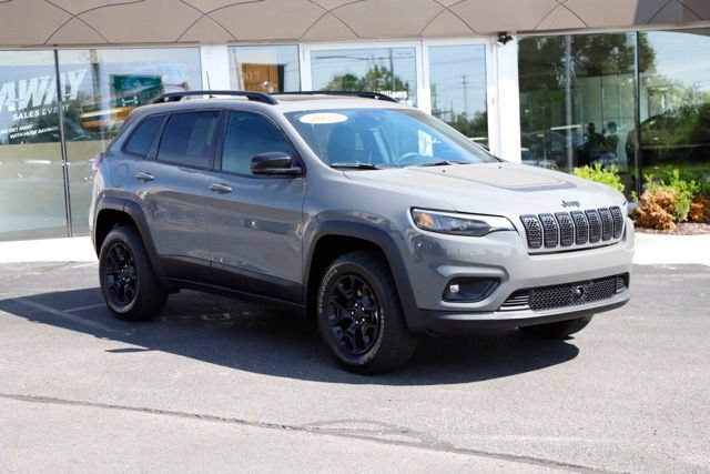 Used 2022 Jeep Cherokee Latitude w/ Sun & Sound Group