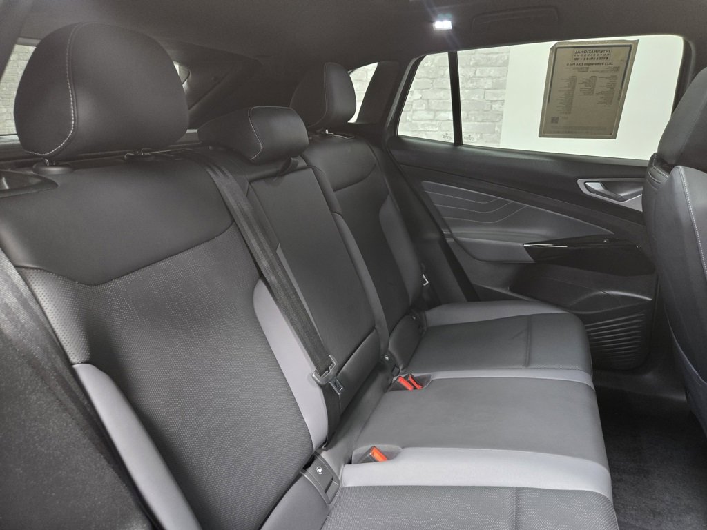Used 2023 Volkswagen ID.4 Pro S image 44
