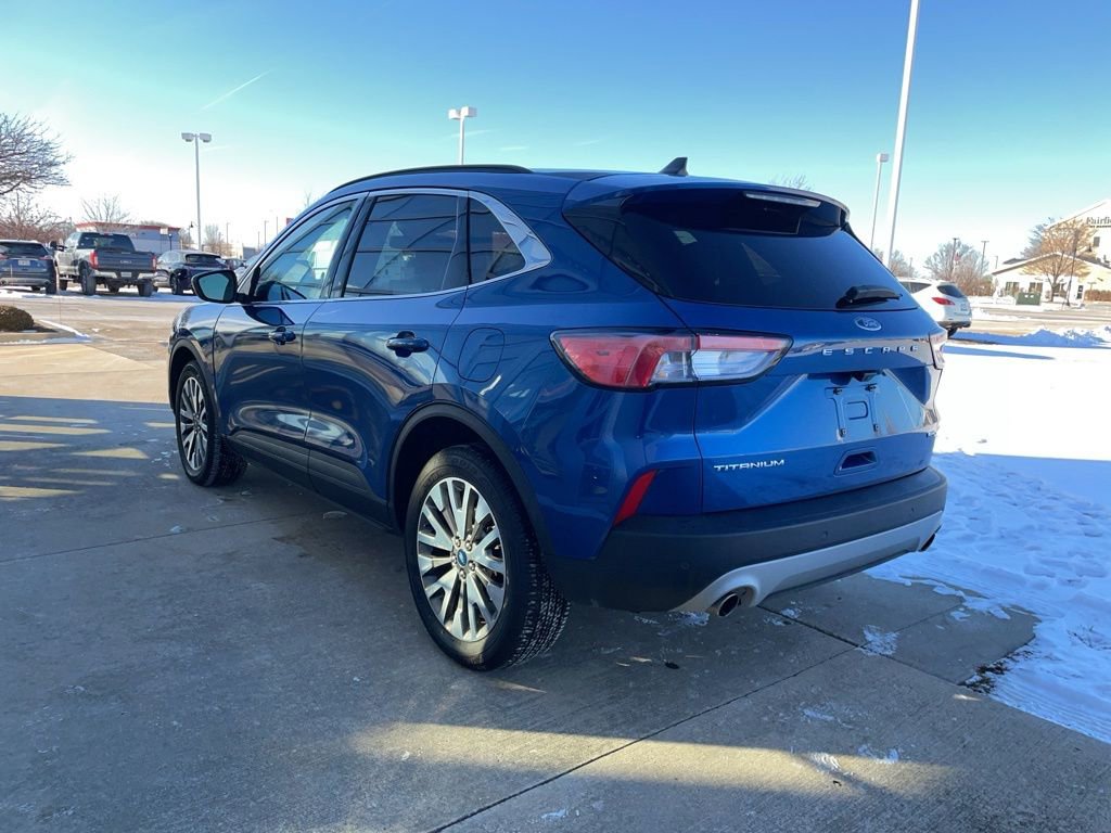Used 2022 Ford Escape Titanium image 7