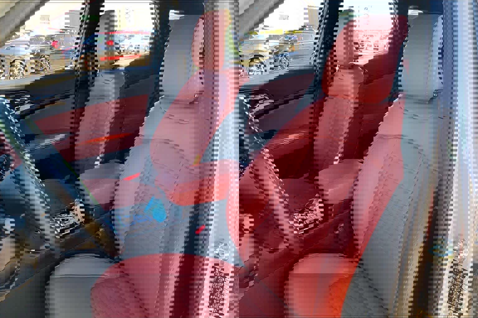 Used 2024 Kia Sportage SX image 7