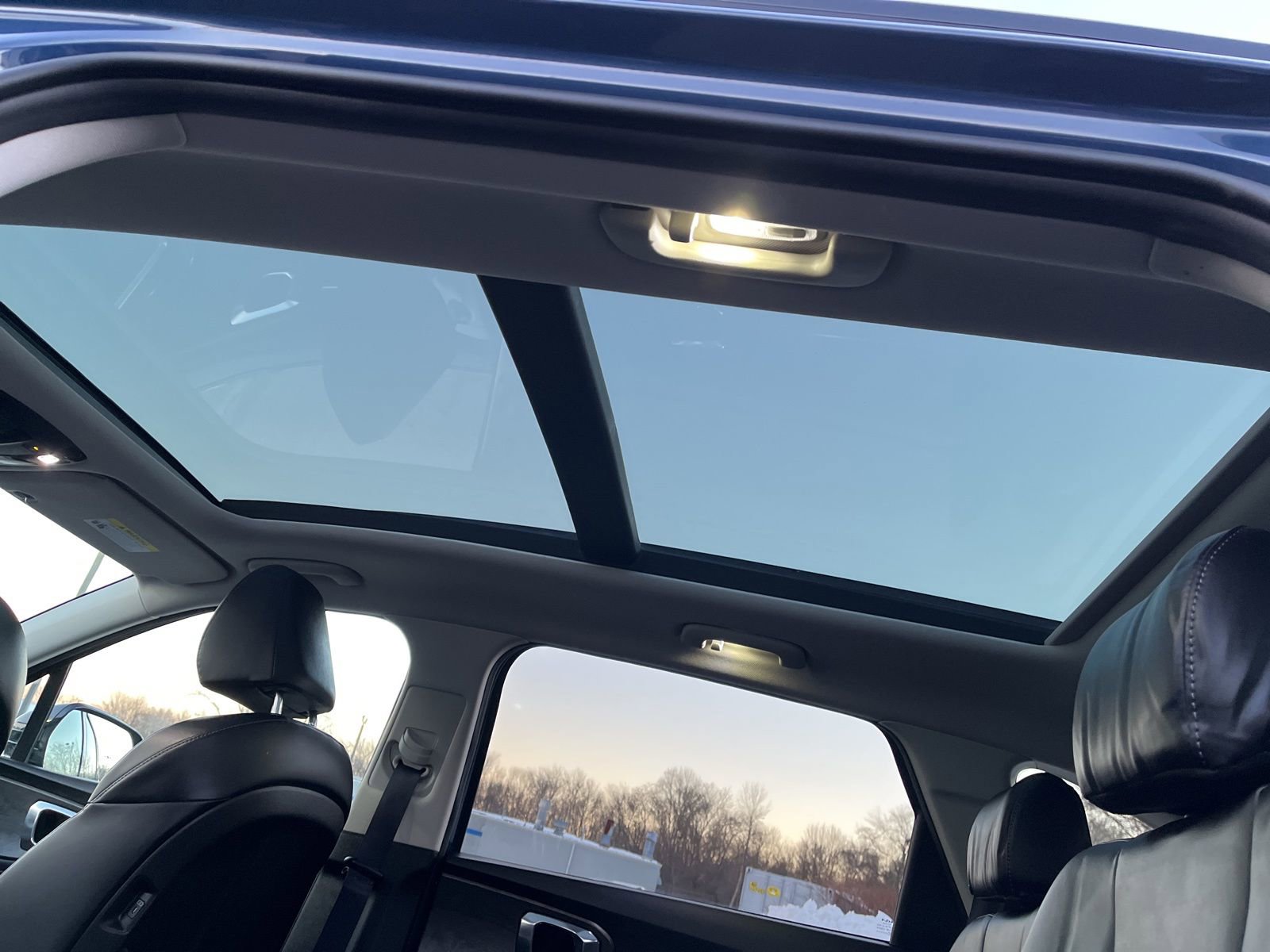 Used 2024 Kia Sorento SX image 36