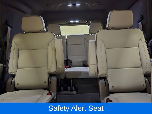 Used 2024 GMC Yukon SLT w/ SLT Luxury Package AWD/4WD image 25