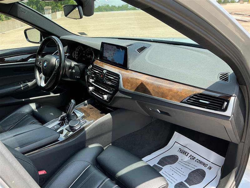 Used 2017 BMW 540i xDrive AWD/4WD image 36