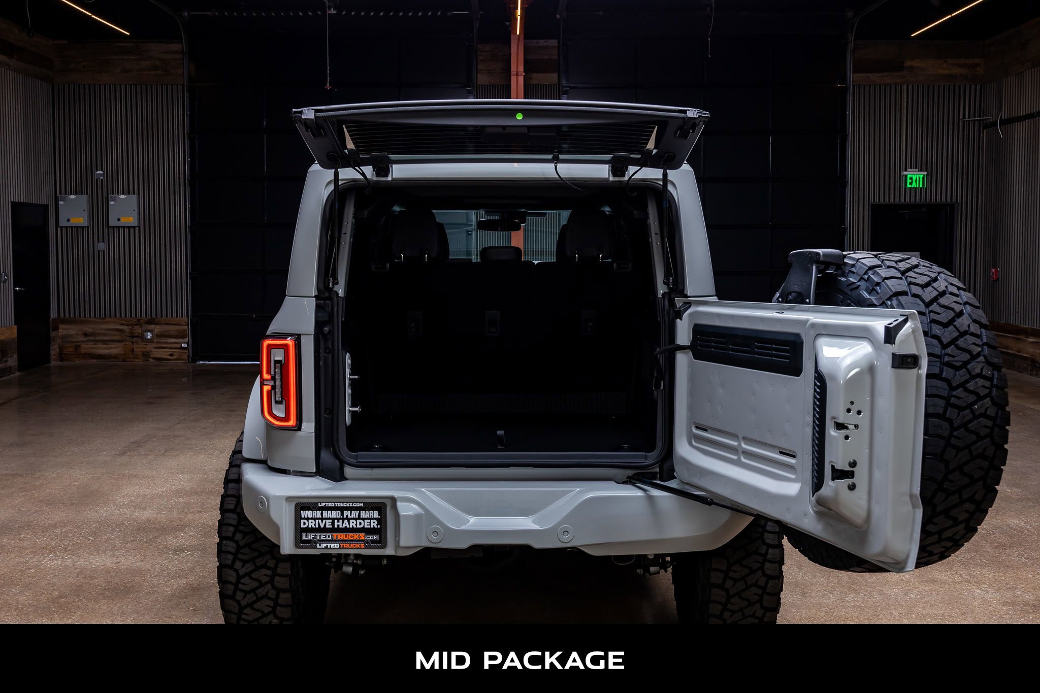 Used 2026 Ford Bronco Outer Banks image 9