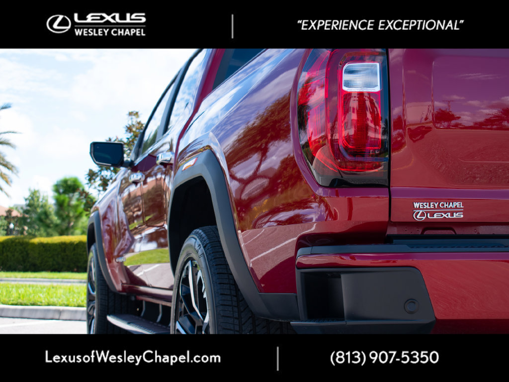 Used 2026 GMC Canyon Denali AWD/4WD image 6