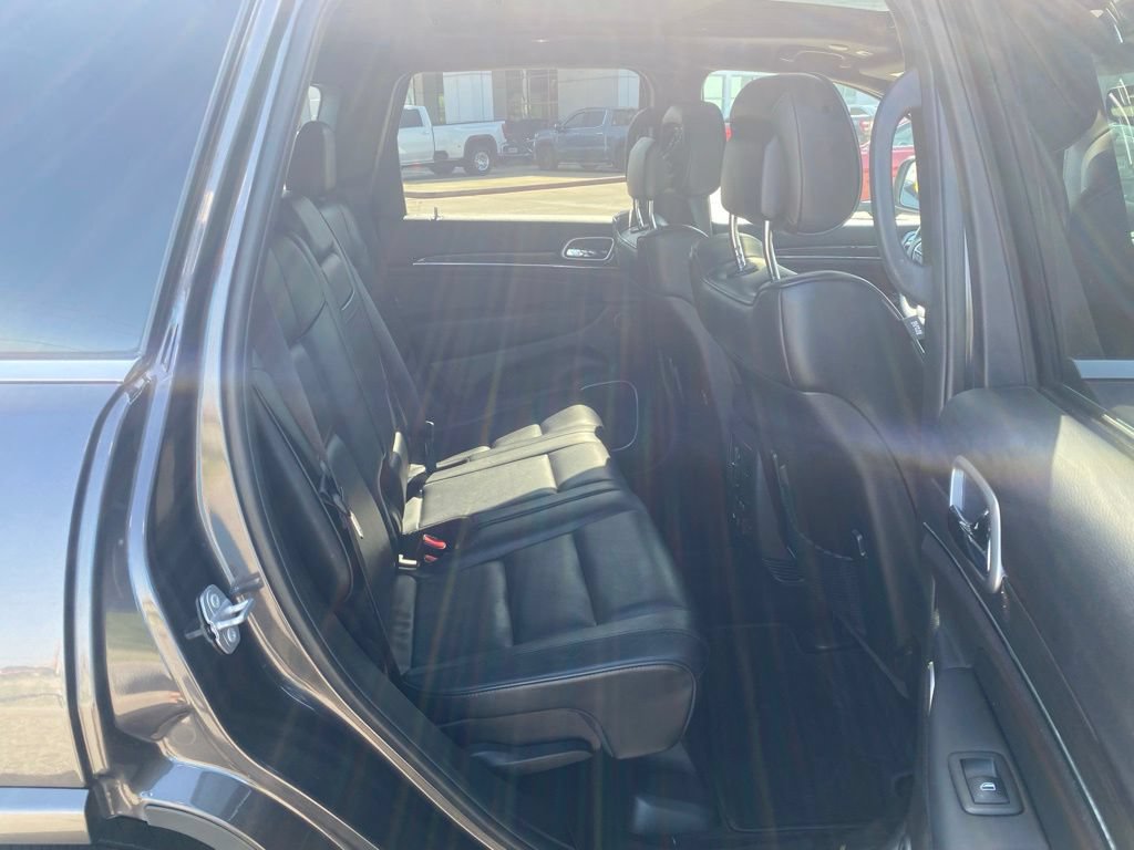 Used 2018 Jeep Grand Cherokee Overland RWD image 12