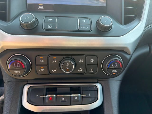 Used 2021 GMC Acadia SLT w/ Elevation Edition FWD image 12