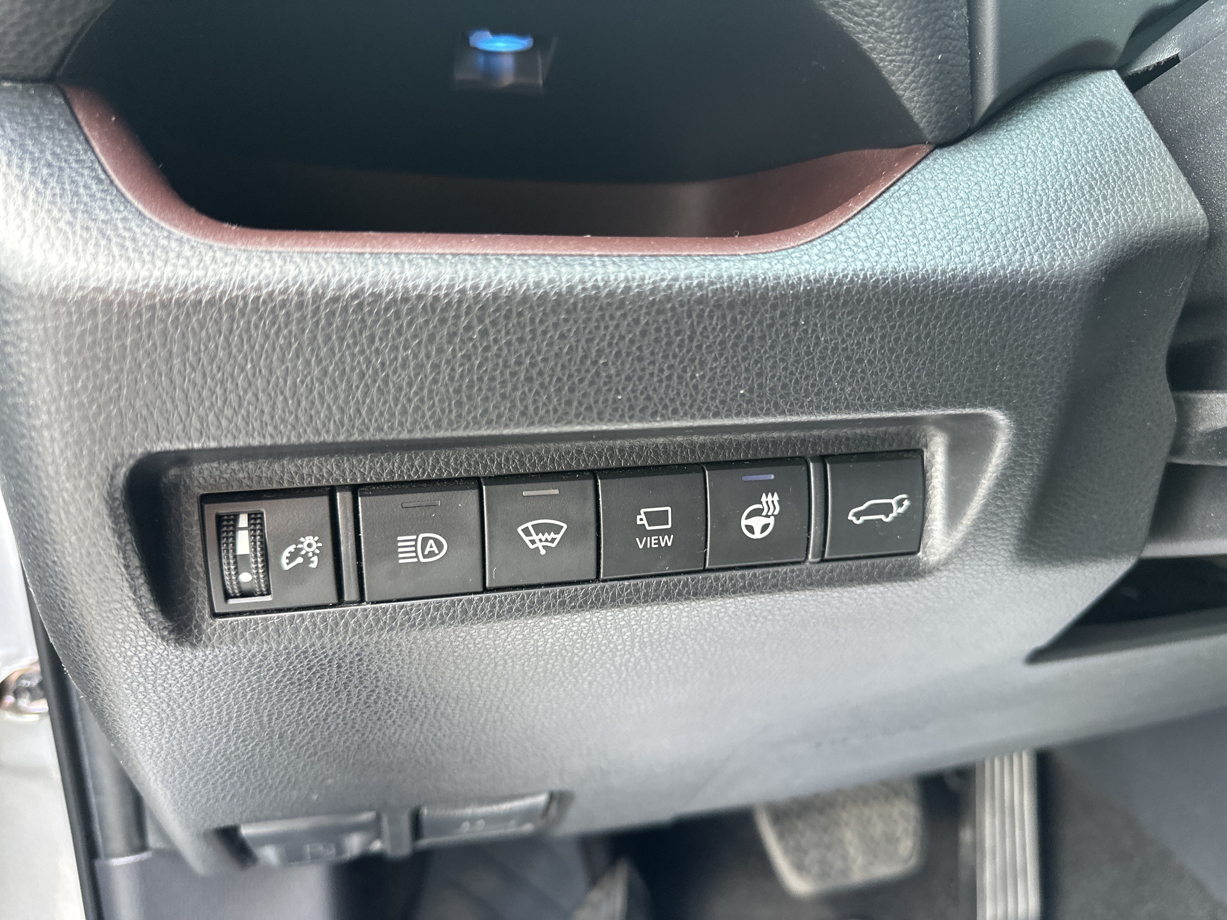 Used 2019 Toyota RAV4 Limited w/ Advanced Technology Package AWD/4WD image 15