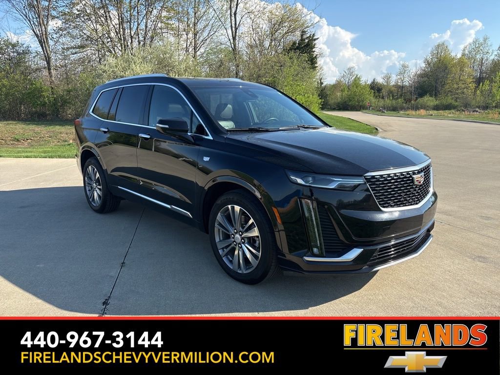 Used 2022 Cadillac XT6 Premium Luxury AWD/4WD image 11