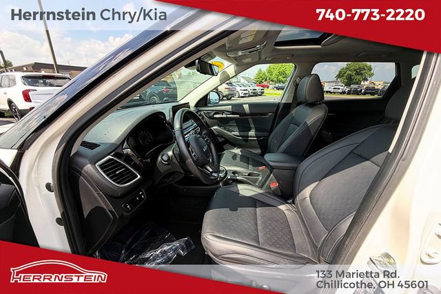 Used 2023 Kia Seltos EX AWD/4WD image 16