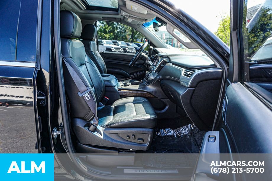 Used 2015 Chevrolet Suburban LT RWD image 25