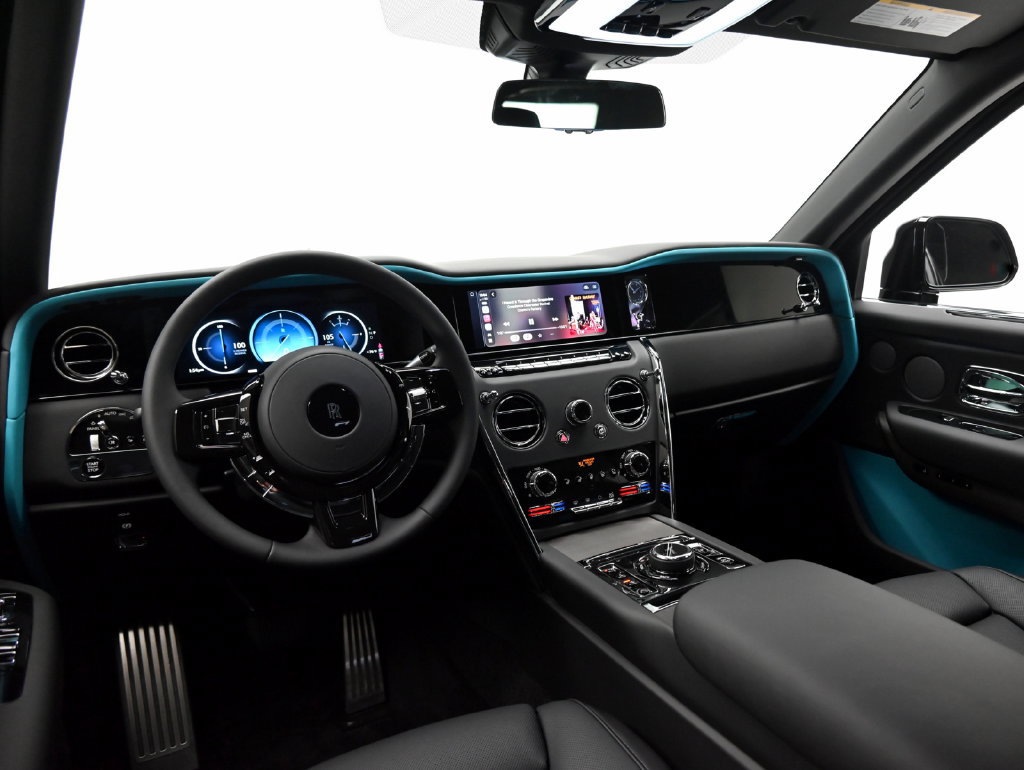 New 2027 Rolls-Royce Cullinan AWD/4WD image 11