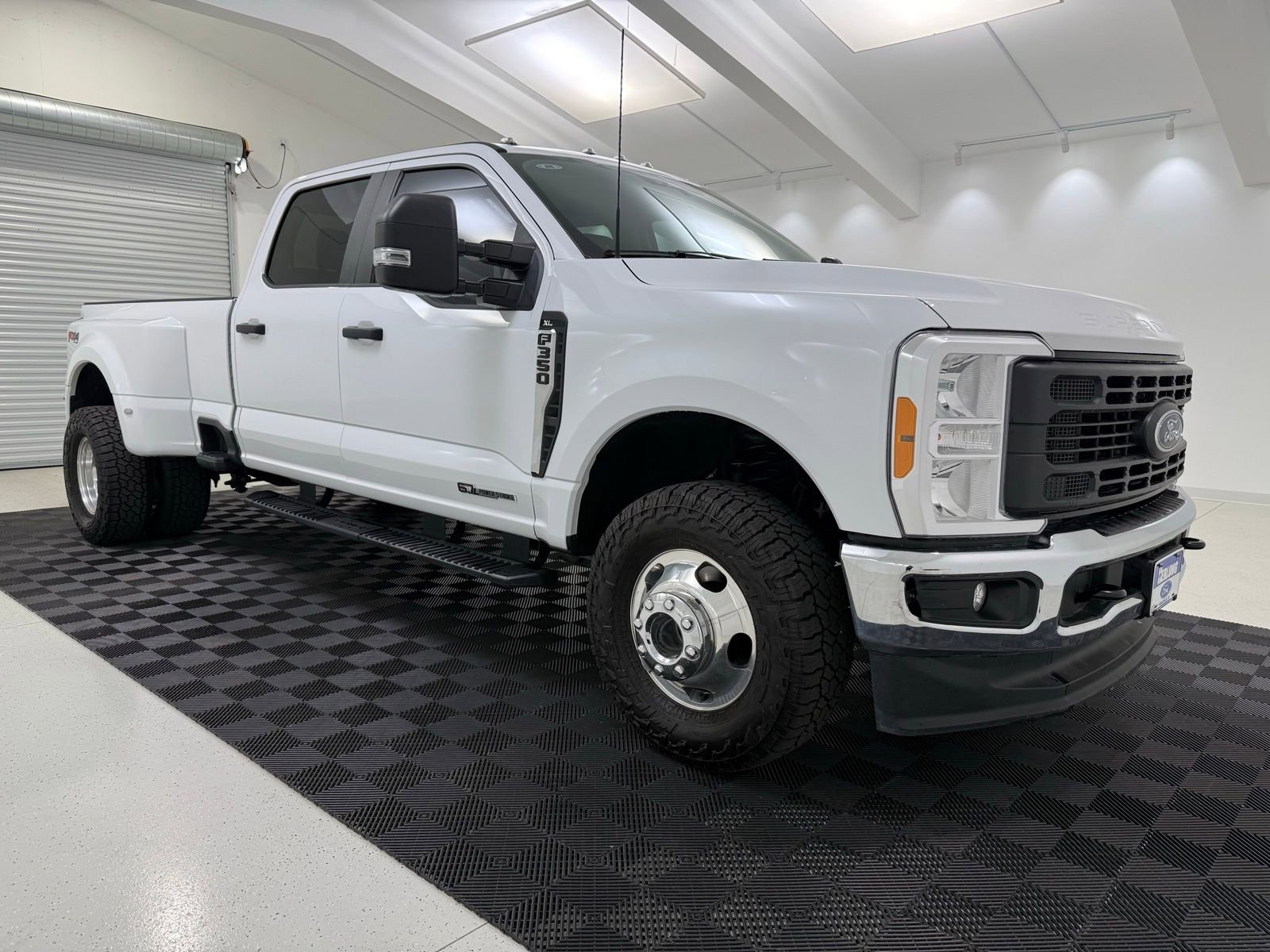 Used 2023 Ford F350 XL w/ FX4 Off-Road Package image 5