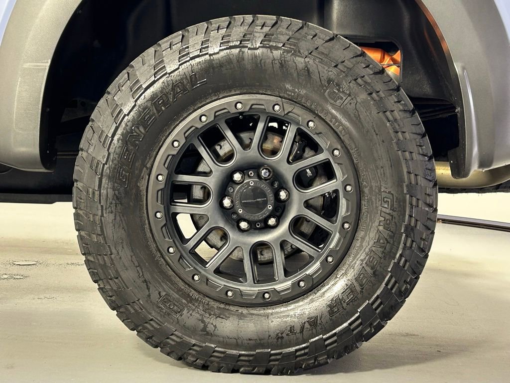 Used 2020 Ford F150 Raptor w/ Equipment Group 802A Luxury image 44