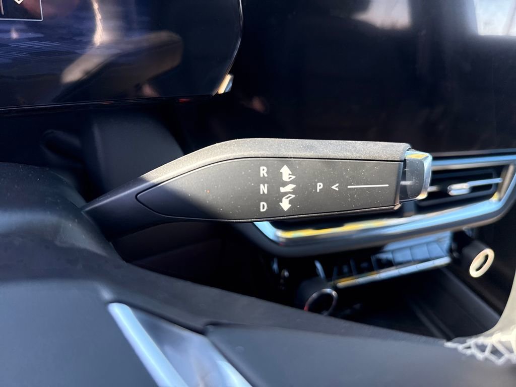 New 2026 Chevrolet Equinox EV LT AWD/4WD image 23