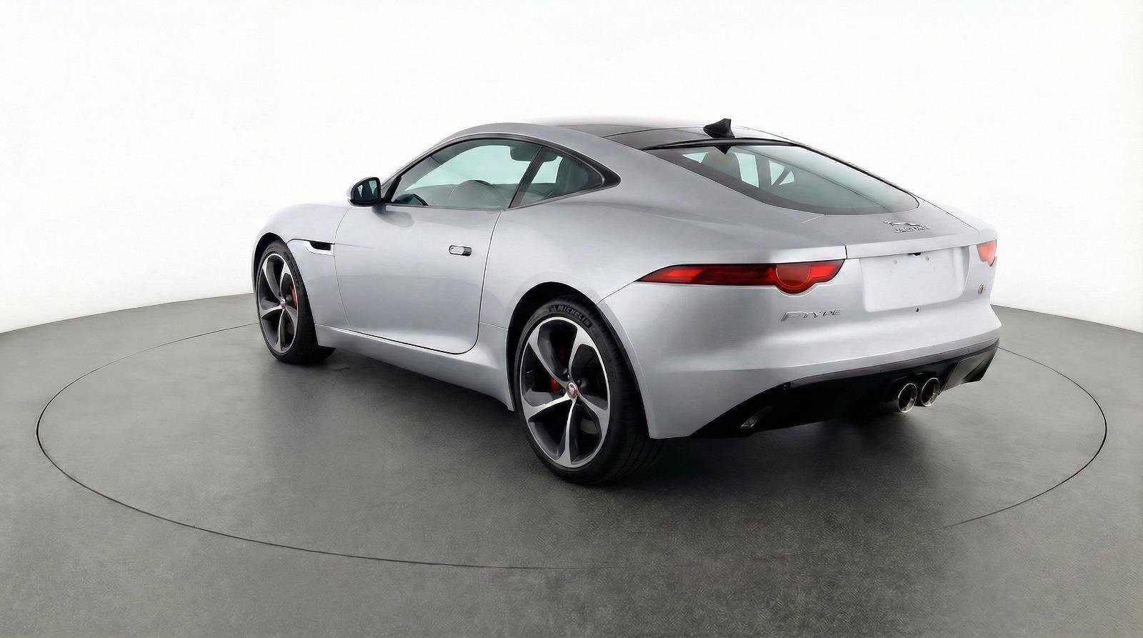 Used 2015 Jaguar F-TYPE S image 6