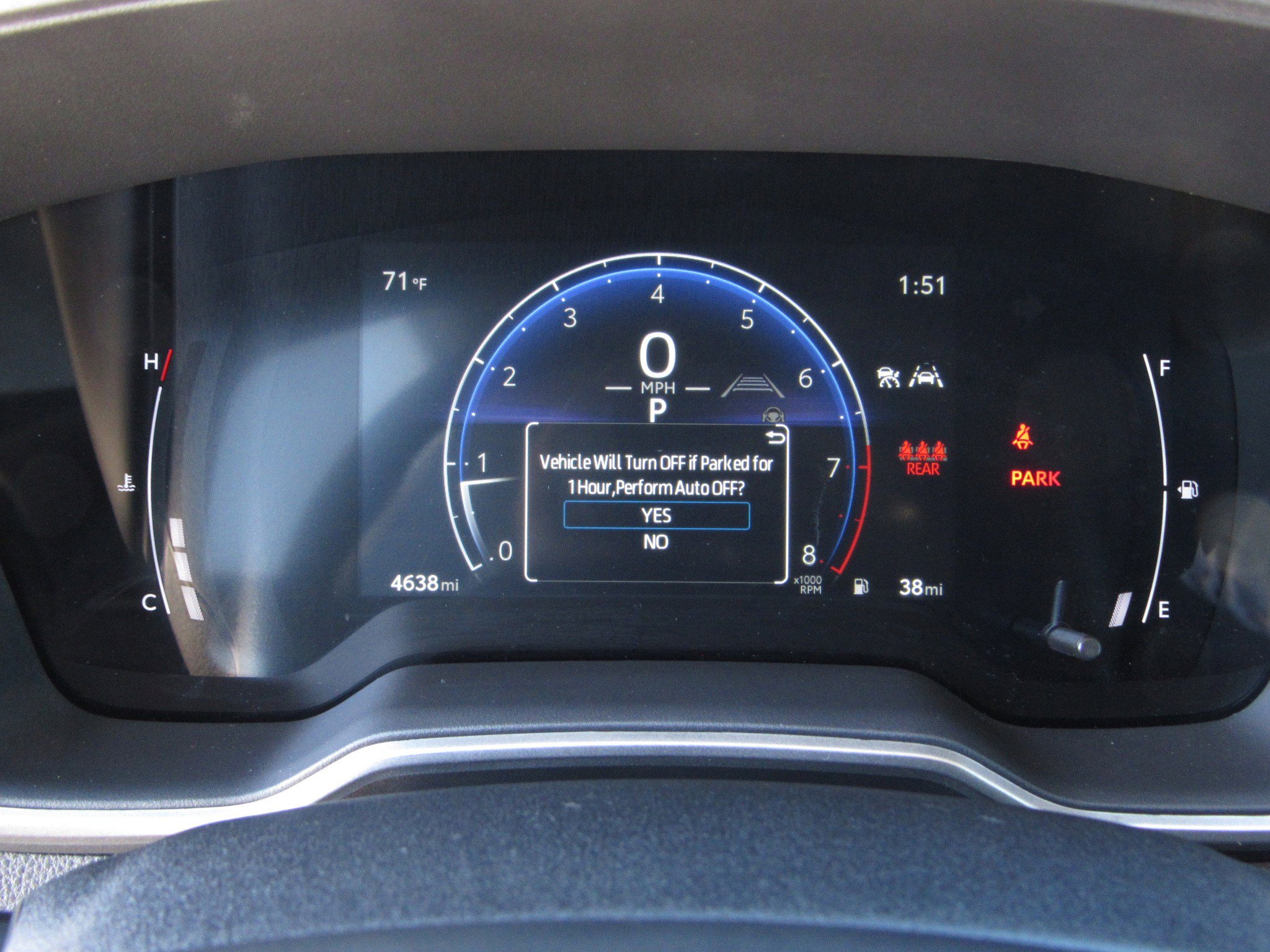 Used 2025 Toyota Corolla Cross XLE image 28