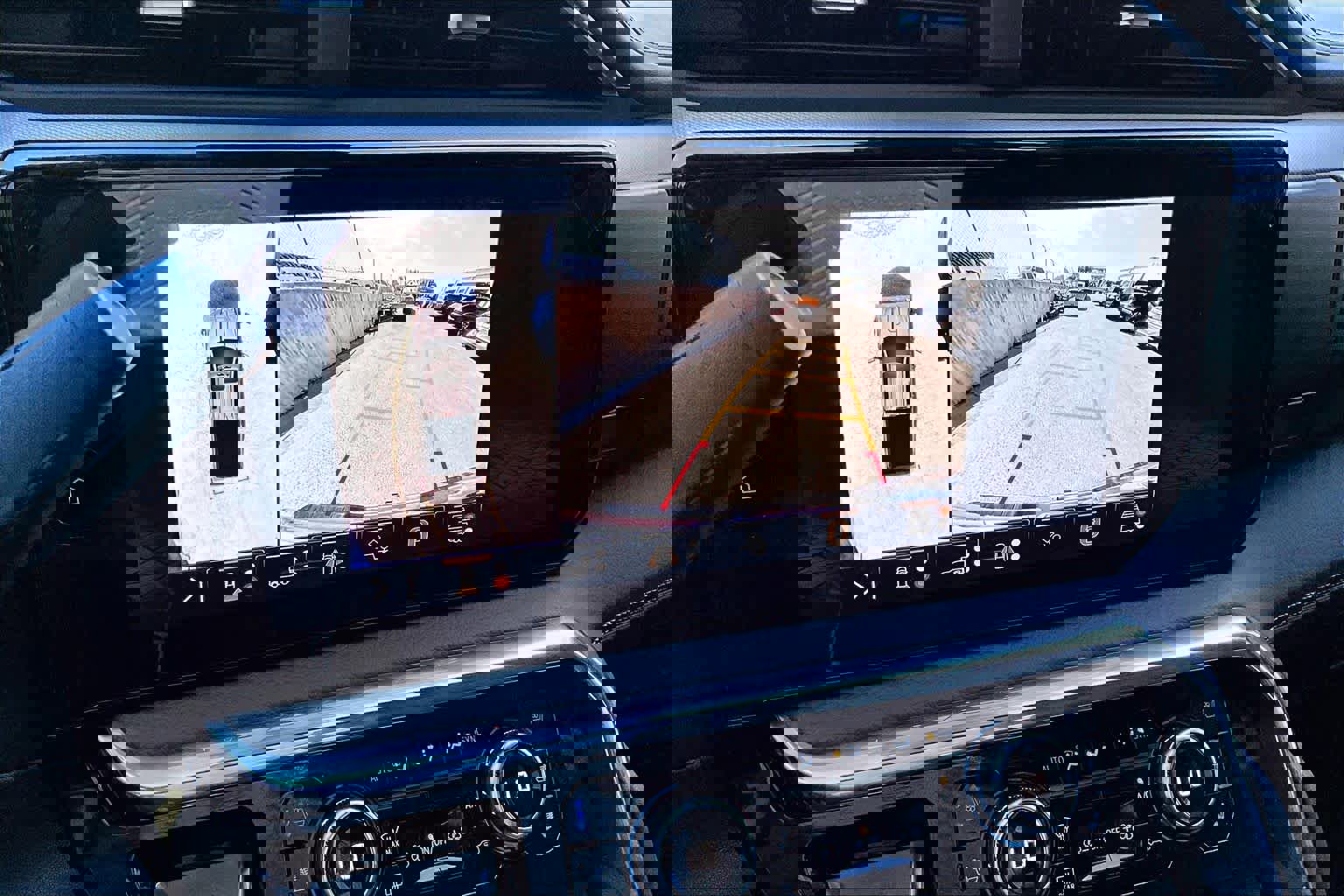 Used 2025 GMC Sierra 2500 Denali w/ Denali Reserve Package image 29